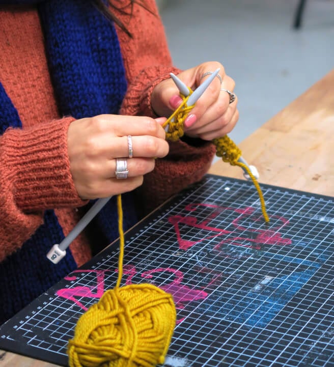 Knitting 101 Class: Make a Cosy Scarf